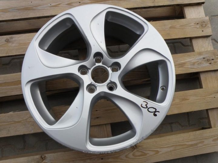 Литой диск Audi OE 8V0601025K 7.5" x 18" 5x112 ET 51, фото 1
