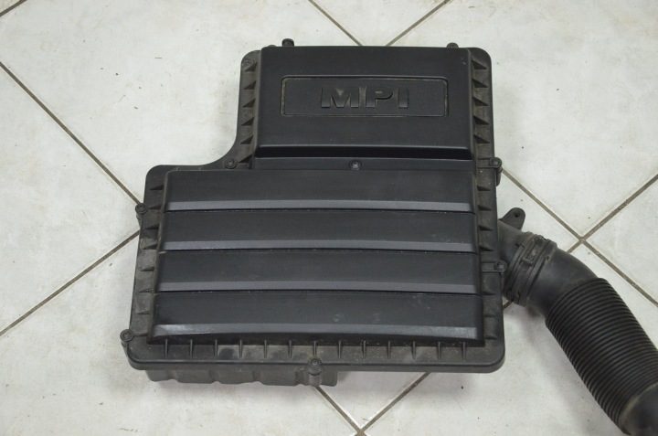 VW SKODA 1.6 MPI ВОЗДУШНЫЙ ФИЛЬТР 04E129607Q, фото 1