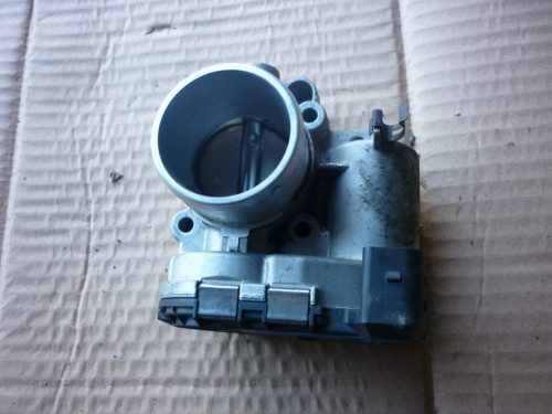 Дроссельная заслонка Ford Fiesta 09 г. 1,4i, фото 2