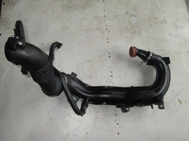 Патрубок Интеркулера Ford Kuga 2.0TDCI 14 г., фото 1