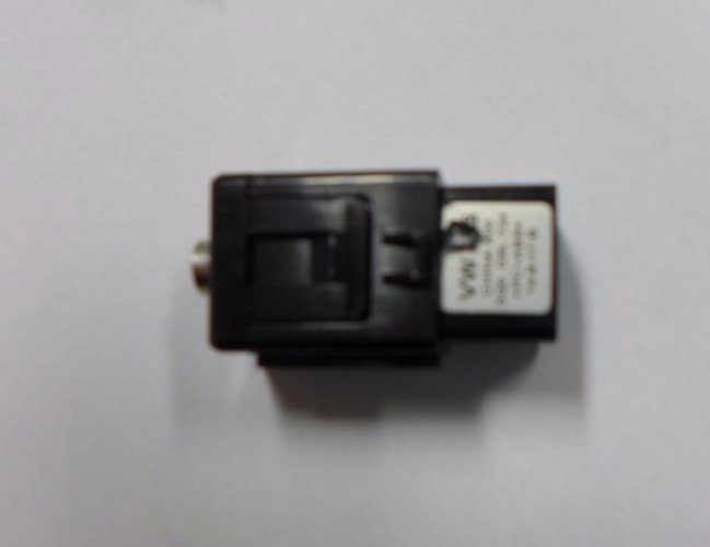 VW AUDI SEAT SKODA ГНЕЗДО AUX 5Q0035724, фото 1