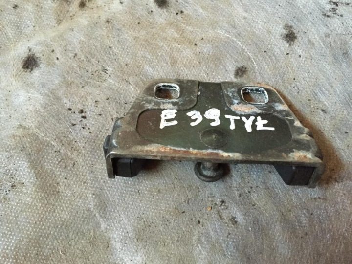 Защелка крючок 8 120 848 ЗАМКА TYNEJ КРЫШКИ pokr БАГАЖНИКА BMW E39 E34 СЕДАН, фото 2