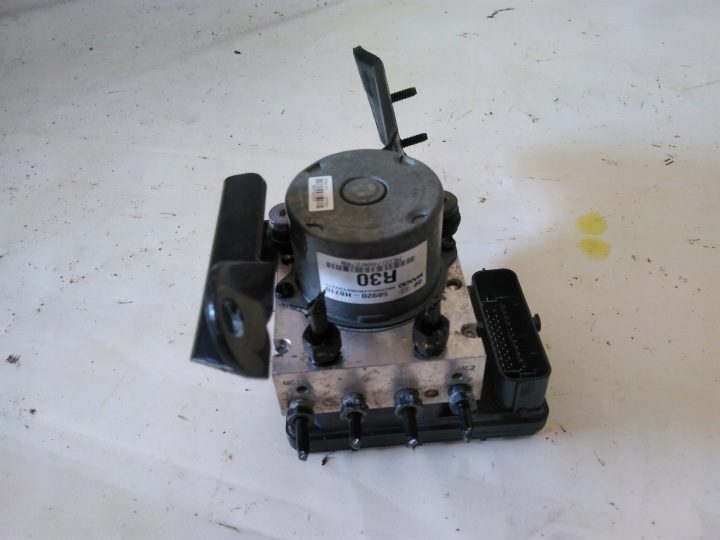 Kia OE 58920-h8260 насос ABS, фото 1