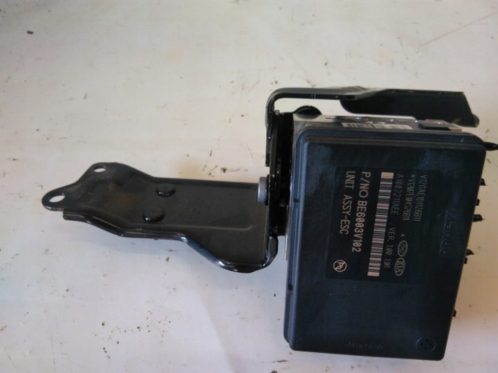 Kia OE 58920-h8260 насос ABS, фото 3