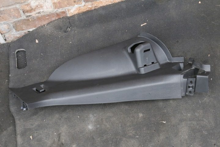 Накладка порога дивана правая Opel Astra J OE Новая, фото 1