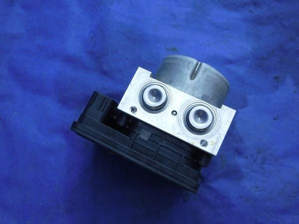 Ford OE F2GC-2C405-AF, фото 1