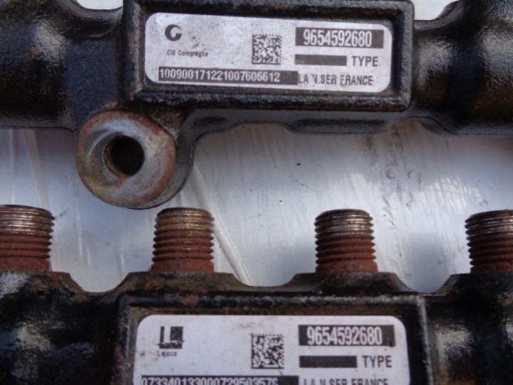 Citroen OE 9654592680 9655465480 топливная рампа + 5 других товаров, фото 2