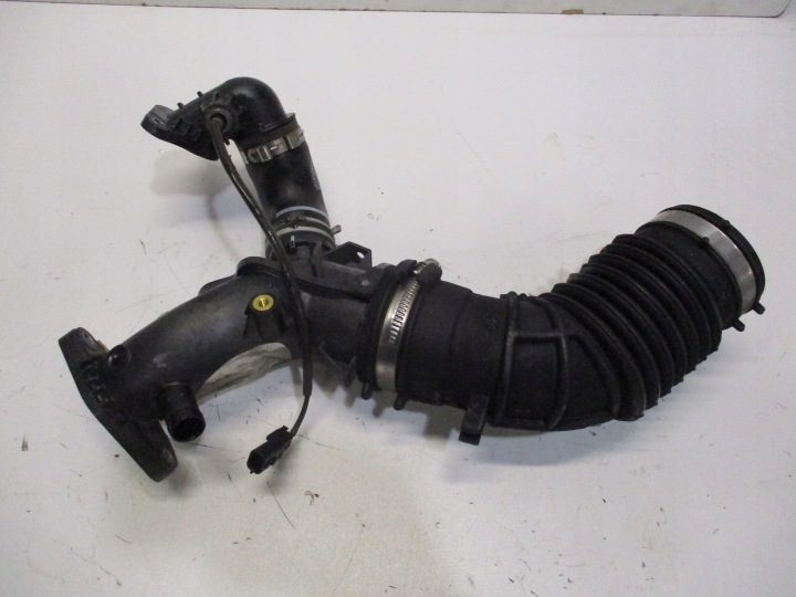 Патрубок RENAULT CLIO 4 1,5DCI 165763328R, фото 2
