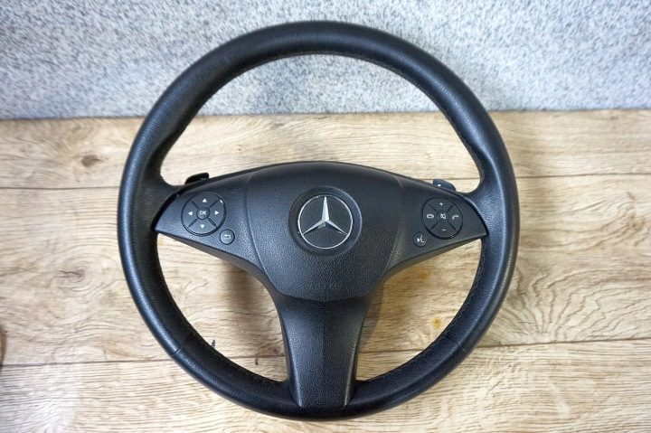 Mercedes w204 подушка водителя c-класс 2048600702, фото 1