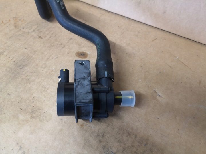 FORD НАСОС KRĄŻENIA ВОДЫ WEBASTO, фото 1