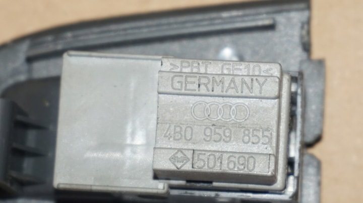 ПЕРЕКЛЮЧАТЕЛЬ ВЫКЛЮЧАТЕЛЬ ASR AUDI A6 C5 4B0927133B NR185, фото 4