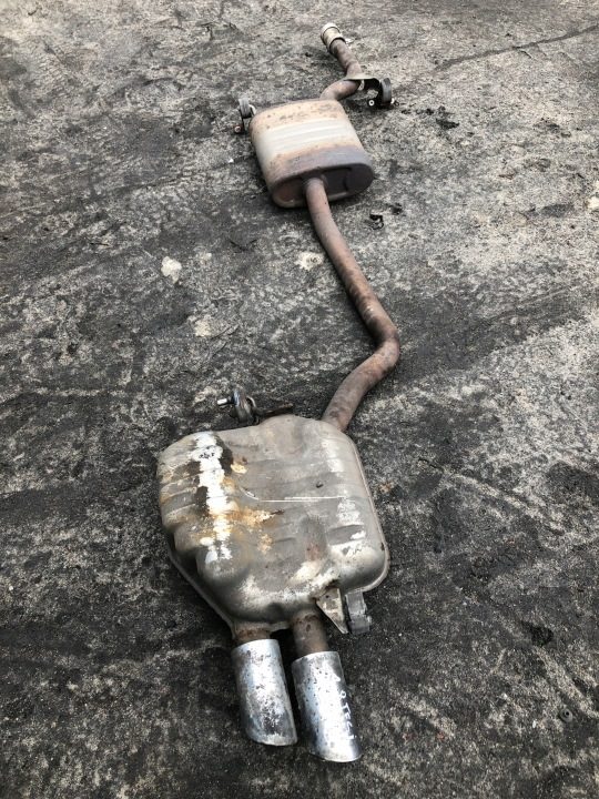 Задний глушитель Audi A4 B8 универсал 1.8 TFSI 8K0253611, фото 1