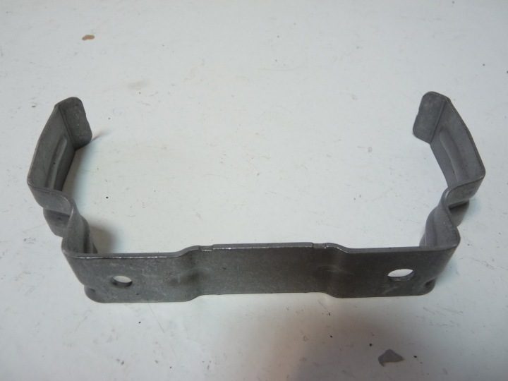 MBM VW UP КРОНШТЕЙН ТОННЕЛЯ 1S0863532, фото 1