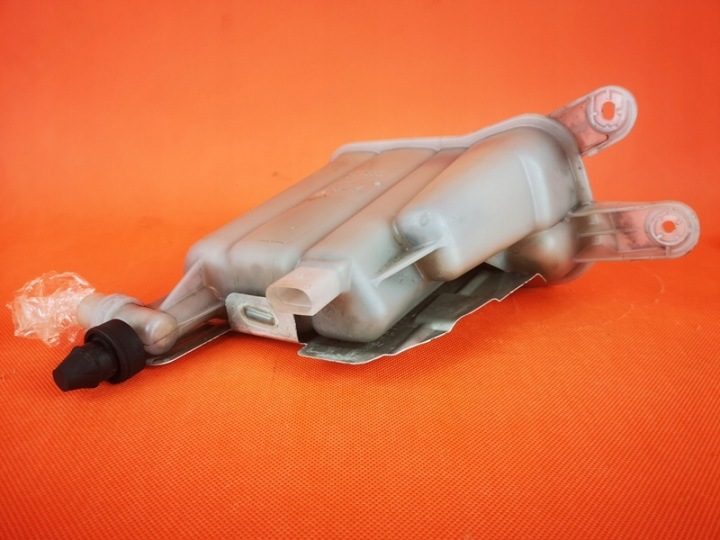 Audi S5 A5 8T 3.0 TFSI Расширительный бачок 8K0121405F, фото 4