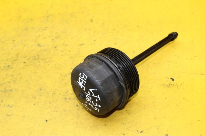 ГАЙКА МАСЛЯНОГО ФИЛЬТРА LT 35 2.5 TDI 038115433, фото 2