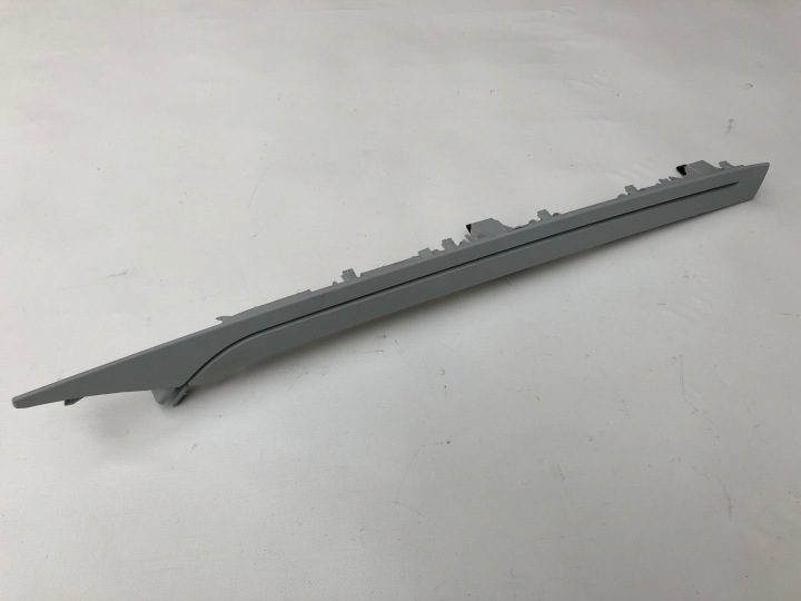 Направляющая шторки 4N0864305 1QF 4N0863657 AUDI A8 4N, фото 1