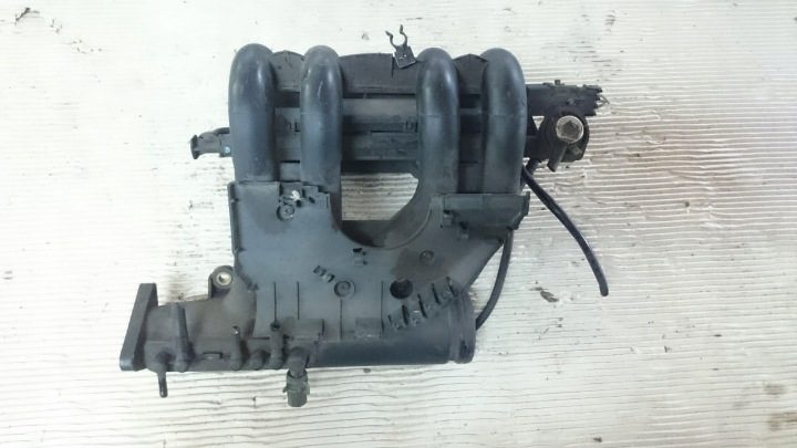 Впускной коллектор Renault Clio II Kangoo I 1.2, фото 1