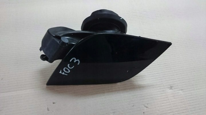 Лючок горловины бензобака крышка Ford Focus III MK3, фото 1