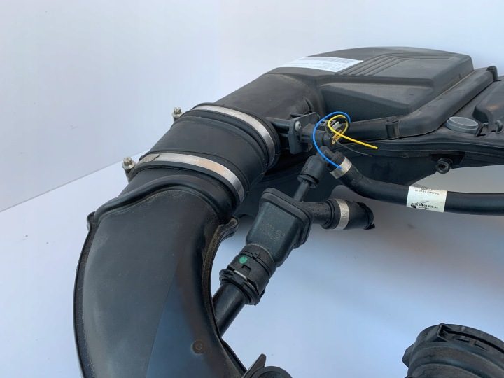 ВОЗДУШНЫЙ ФИЛЬТР PRZEPŁYWKA BMW 5 7 G30 G11 G12 5.0, фото 3