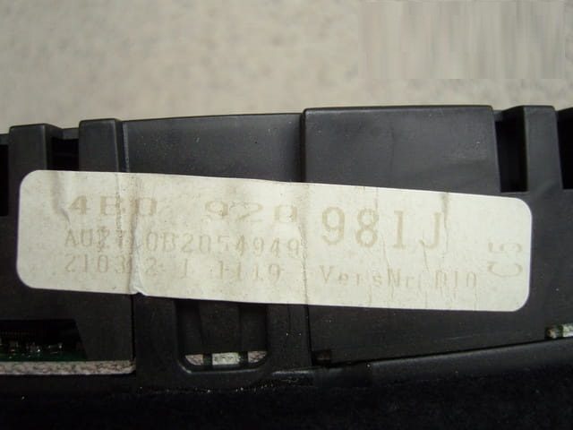 Панель приборов VDO Audi A6 99-03r TDI 4B0920981J, фото 9