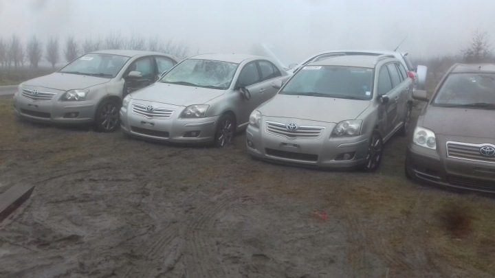 TOYOTA AVENSIS T25 полка багажника задняя СЕДАН, фото 8