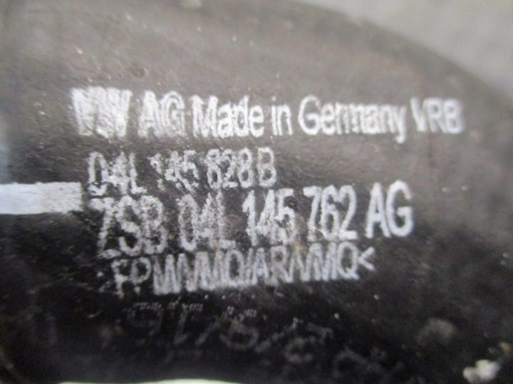 Патрубок AUDI A4 A5 8W0 04L145762AG, фото 3