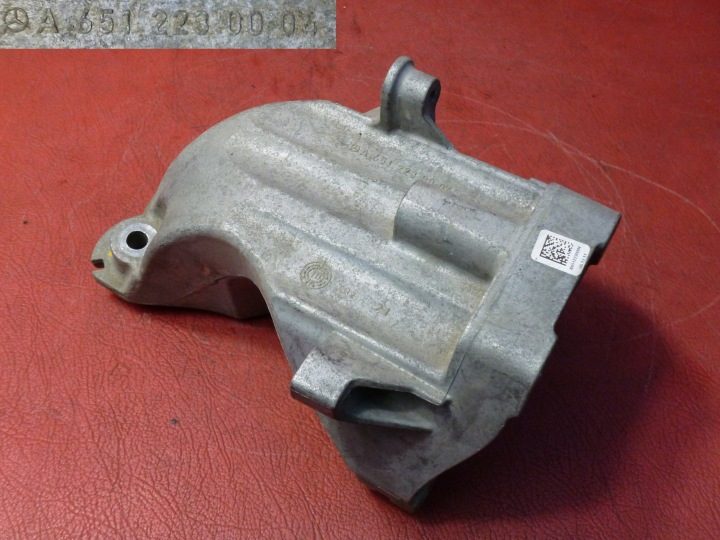 Кронштейн Mercedes W204 S204 2.2 CDI 2011 A6512230004, фото 1
