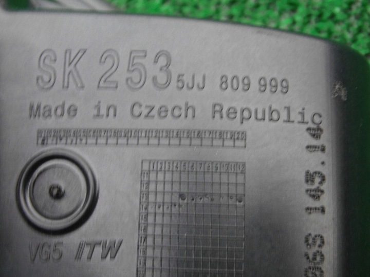 Volkswagen OE 5JJ809999 лючок горловины бензобака крышка, фото 4