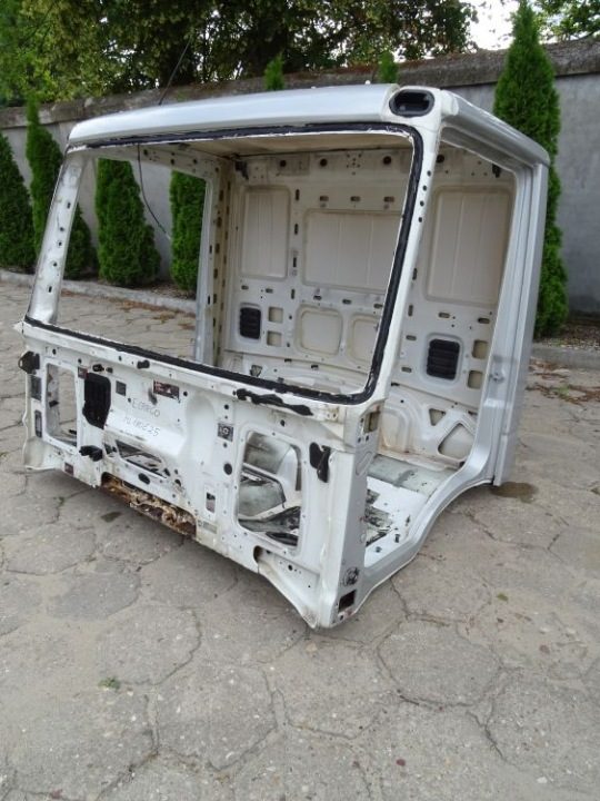 IVECO EUROCARGO 08-15 ЧЕТВЕРТЬ КАБИНЫ ПЕРЕДНЯЯ ЛЕВАЯ, фото 1