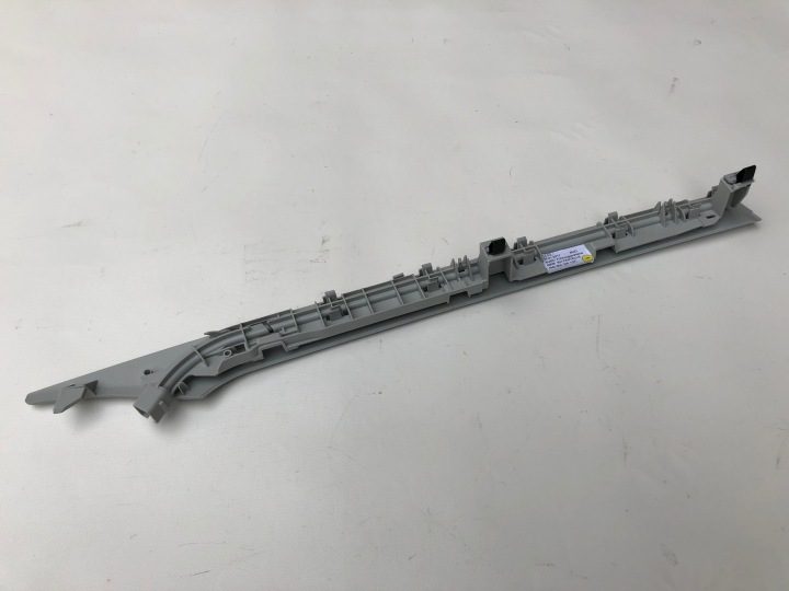 Направляющая шторки 4N0864306 1QF 4N0863658 AUDI A8 4N, фото 2