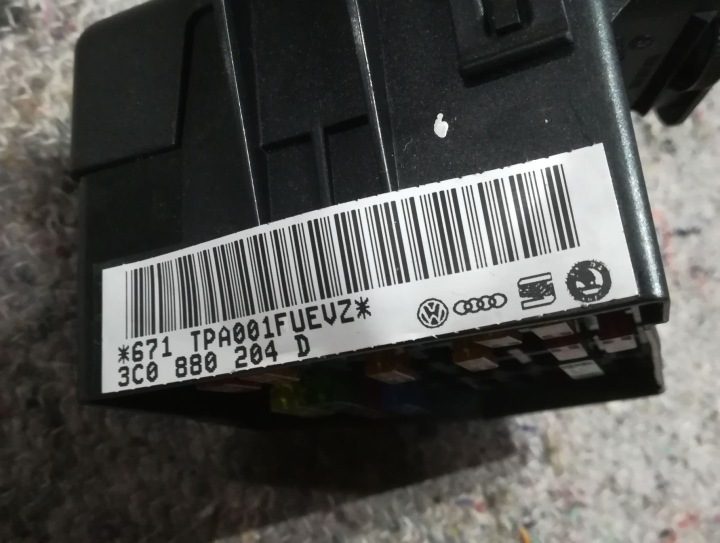 Блок предохранителей VW Skoda Seat 3C0880204D, фото 2