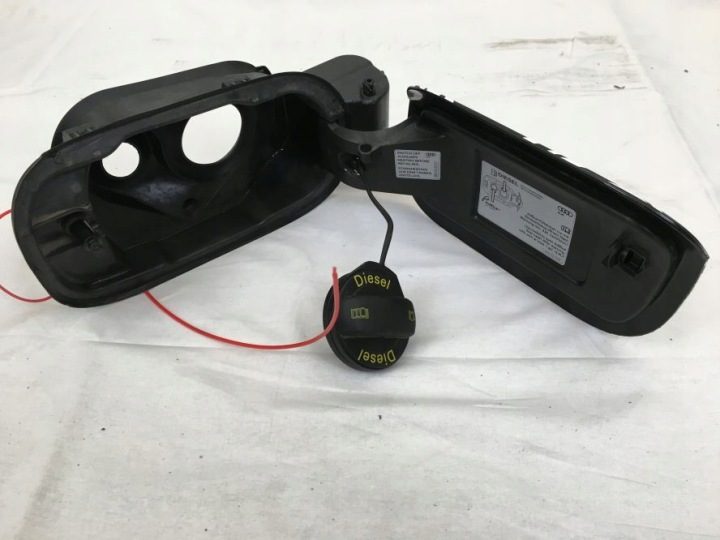 Audi OE 4N0809857E лючок горловины бензобака, фото 3