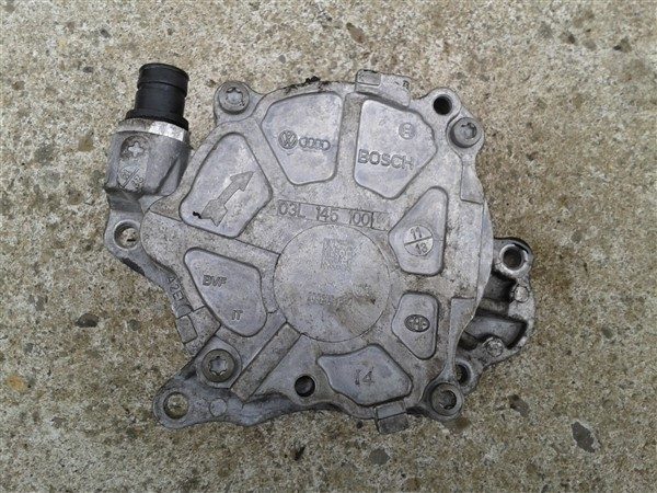 Насос вакуумный Seat Ibiza IV 4 1.6 TDI 03L145100, фото 1