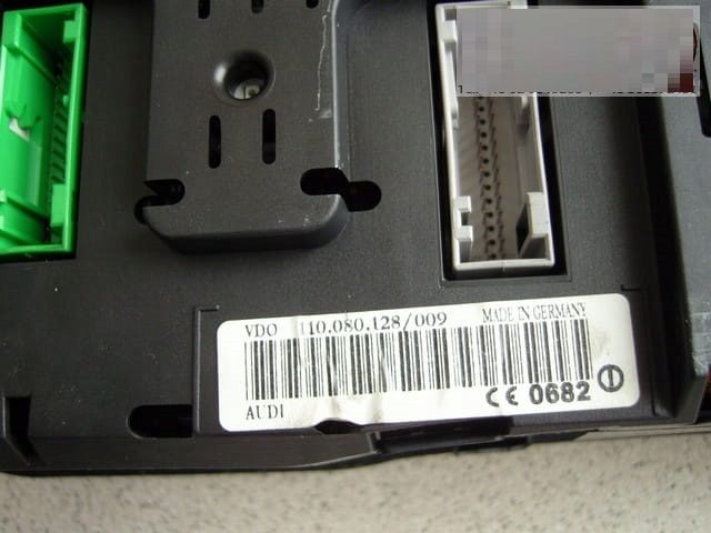 Панель приборов VDO Audi A6 99-03r TDI 4B0920981J, фото 10