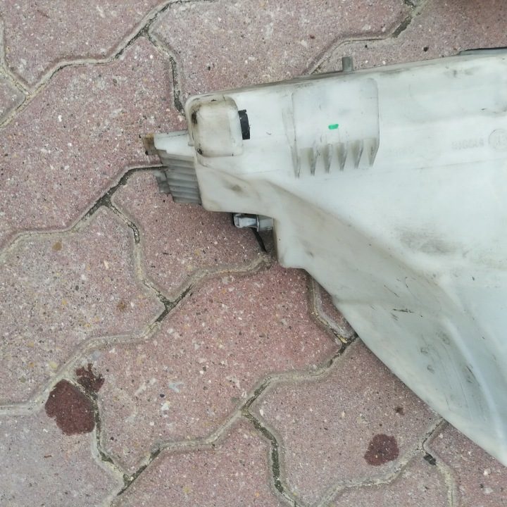 БАЧОК ОМЫВАТЕЛЯ BMW E46, фото 2