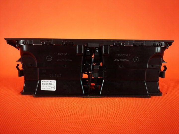 Audi S5 8T Кабриолет Дефлектор обдува Средний UK 8t2820951c, фото 5