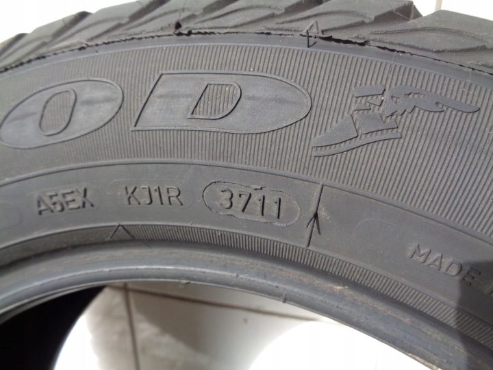 Шина зимняя Goodyear UltraGrip 9 175/65R14 82 т сцепление на снегу (3PMSF) + 6 других товаров, фото 10