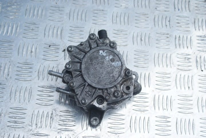 Вакуумный Насос VW Passat B6 2.0 TDI BKP, фото 1
