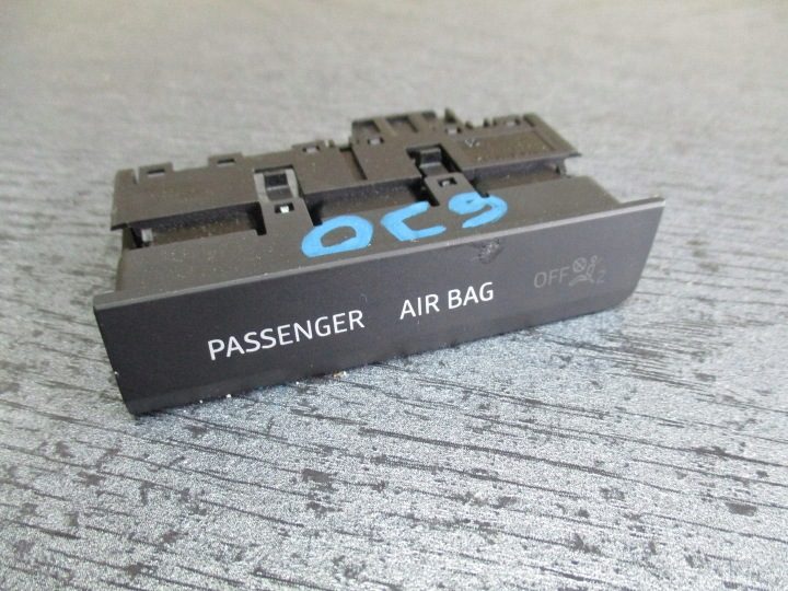 Фонарь kontrolna airbag VW 6P0919234, фото 1