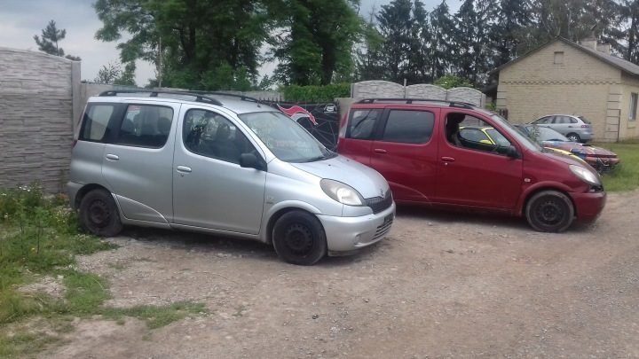 Toyota YARIS VERSO молдинг крыши ПРАВЫЙ уплотнитель крыши, фото 5
