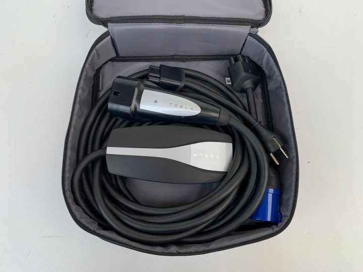 Tesla 3 - блок питания зарядное устройство кабель 1121254-00-E EU, фото 3