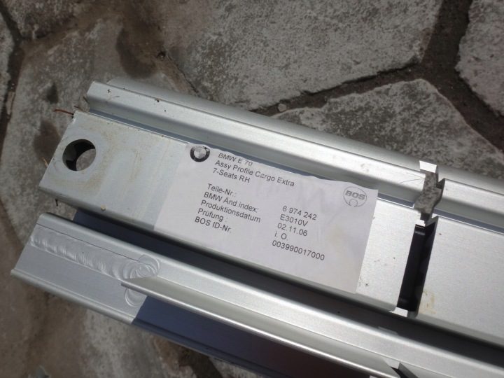 Направляющая крепежная правая багажника BMW X5 E70 бежевая, фото 3