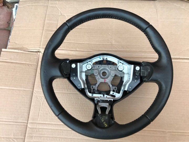 NISSAN JUKE РУЛЬ, фото 1