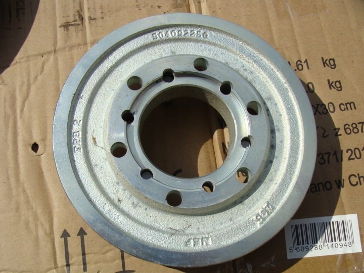 Iveco OE 504092250 шкив, фото 1