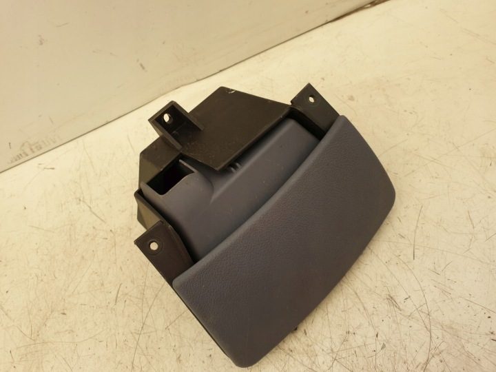 ПЕПЕЛЬНИЦА БАРДАЧОК FORD FIESTA MK4 EU, фото 2
