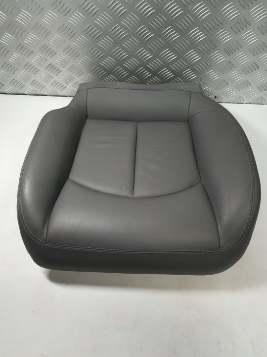 Подушка сиденья диван правый задний кожа Mercedes CLK W209 2099200450, фото 13