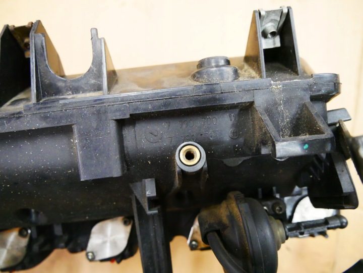 BMW E53 E60 E61 E63 E64 E70 E71 E83 E90 E91 E92 M57 ВПУСКНОЙ КОЛЛЕКТОР 7790701, фото 6