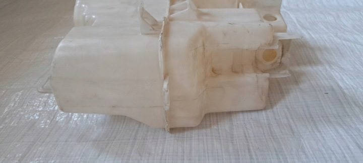 MAZDA БАЧОК ОМЫВАТЕЛЯ, фото 2