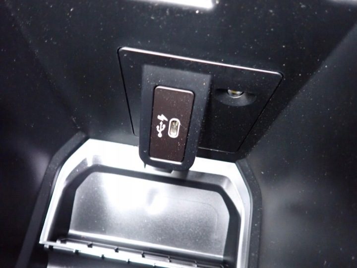 ТОННЕЛЬ ПОДЛОКОТНИК ПАНЕЛЬ РАМКА РУЧНАЯ USB ЕВРОПА 6818594 BMW X3 G01 21 г., фото 10