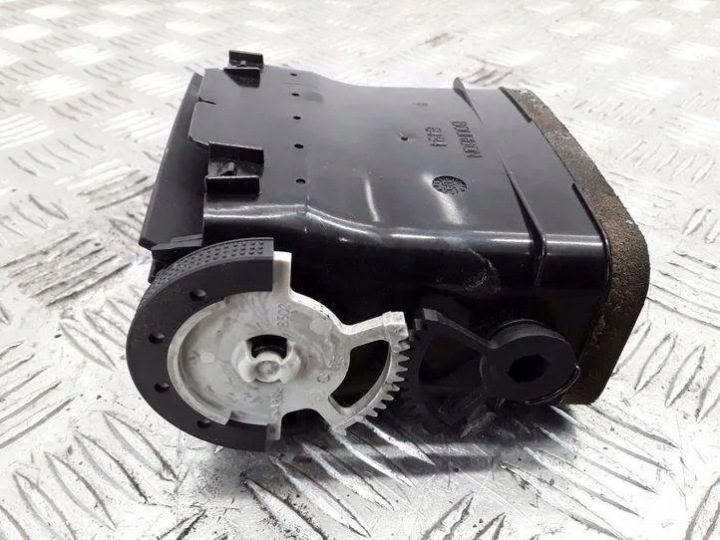 Воздухозаборник консоли TOYOTA AVENSIS (_T25_) TSM5512G 2.2L дизель 130 кВт, фото 7